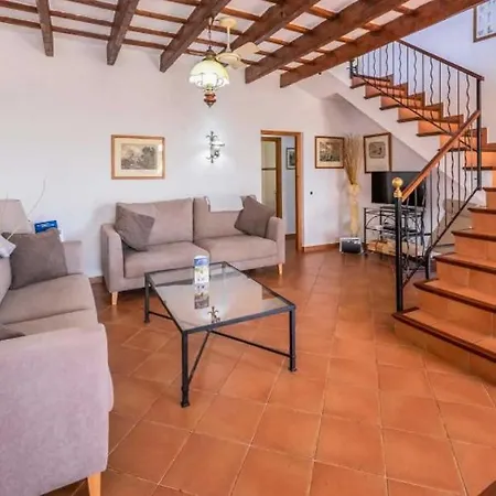 فيلة Finca Llucasaldent Menor